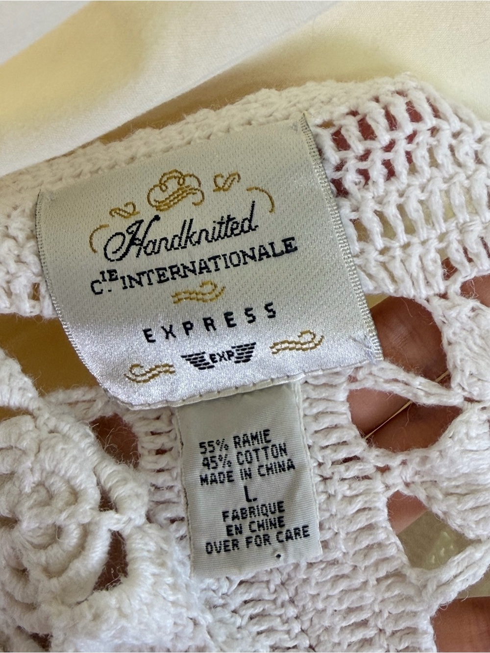 Rare Express Handknitted White Crochet Floral Openwork Cardigan - Cottagecore - Picture 5 of 6